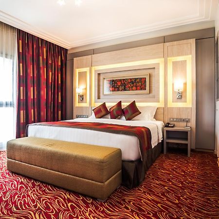 Golden Tulip Le Diplomate Hotel Cotonou Exterior photo